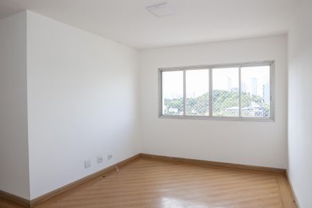 Sala de apartamento para alugar com 2 quartos, 70m² em Vila Romana, São Paulo