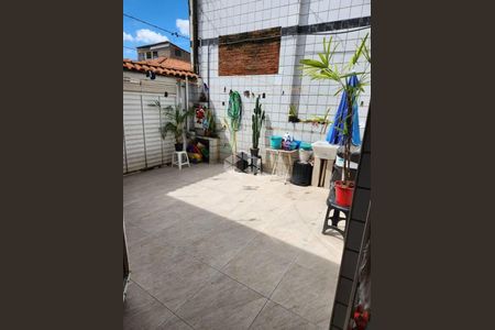 Casa à venda com 100m², 3 quartos e 2 vagas