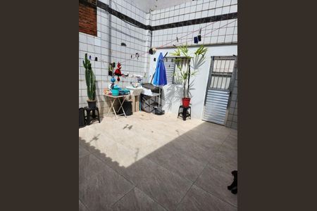 Casa à venda com 100m², 3 quartos e 2 vagas