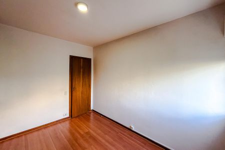 Apartamento à venda com 109m², 3 quartos e 1 vagaQuarto 2