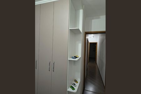 Casa à venda com 180m², 3 quartos e 4 vagas