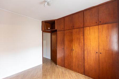 Casa à venda com 150m², 4 quartos e 2 vagas Casa à venda com 150m², 4 quartos e 2 vagasSuíte 2