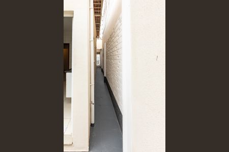 Casa à venda com 150m², 4 quartos e 2 vagas Casa à venda com 150m², 4 quartos e 2 vagasCorredor Externo