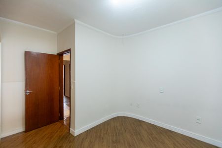 Casa à venda com 150m², 4 quartos e 2 vagas Casa à venda com 150m², 4 quartos e 2 vagasSuíte 2