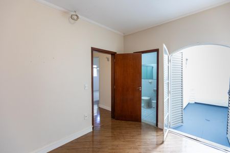 Casa à venda com 150m², 4 quartos e 2 vagas Casa à venda com 150m², 4 quartos e 2 vagasSuíte 1
