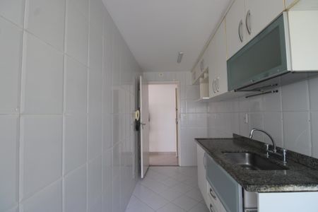 Apartamento à venda com 72m², 2 quartos e 1 vagaCozinha