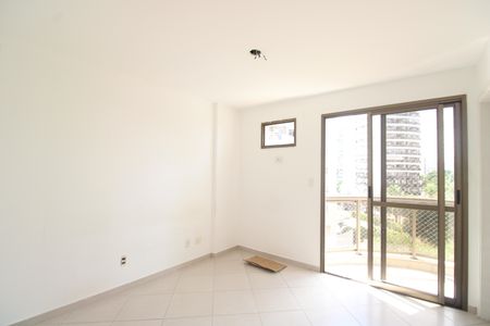 Apartamento à venda com 72m², 2 quartos e 1 vagaSuíte