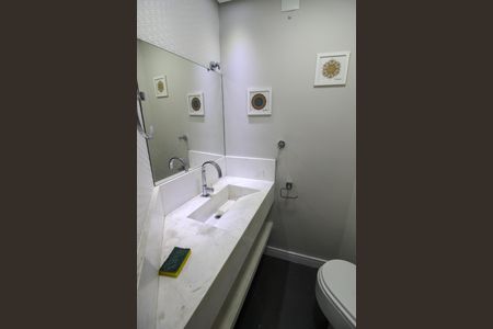 Apartamento à venda com 75m², 2 quartos e 1 vagaLavabo