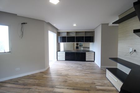 Sala de apartamento à venda com 2 quartos, 75m² em Vila Indiana, São Paulo