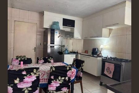 Casa à venda com 3 quartos, 113m² em Itaquera, São Paulo