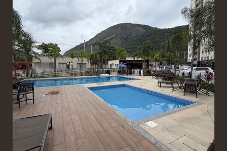 Apartamento à venda com 45m², 2 quartos e sem vagaÁrea comum - Piscina