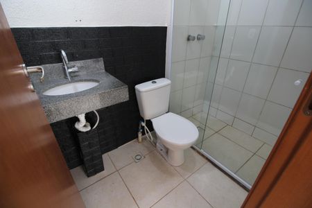 Apartamento à venda com 65m², 2 quartos e 1 vagaBanheiro Social