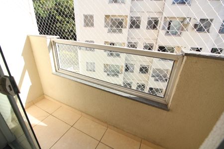 Apartamento à venda com 65m², 2 quartos e 1 vagaVaranda