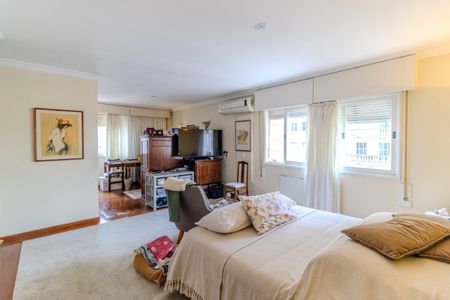 Apartamento à venda com 337m², 4 quartos e 3 vagas