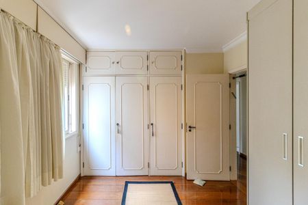 Apartamento à venda com 337m², 4 quartos e 3 vagas