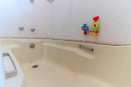 Apartamento à venda com 337m², 4 quartos e 3 vagas