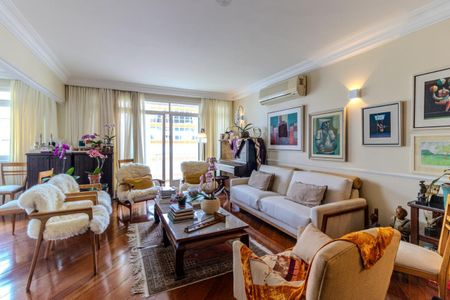 Apartamento à venda com 337m², 4 quartos e 3 vagas