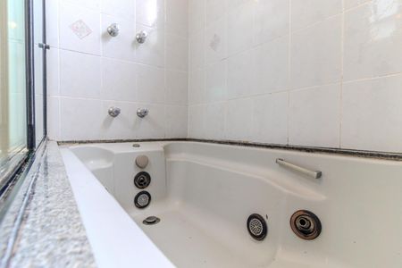 Apartamento à venda com 337m², 4 quartos e 3 vagas