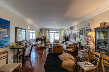 Apartamento à venda com 337m², 4 quartos e 3 vagas