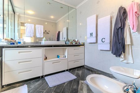 Apartamento à venda com 337m², 4 quartos e 3 vagas