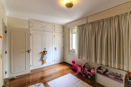 Apartamento à venda com 337m², 4 quartos e 3 vagas