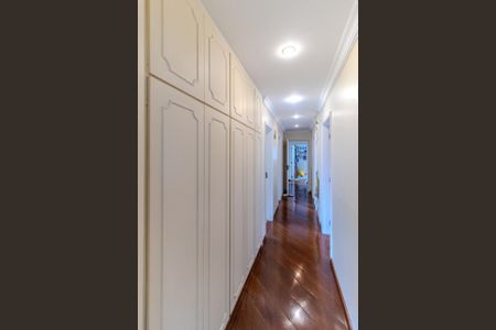 Apartamento à venda com 337m², 4 quartos e 3 vagas