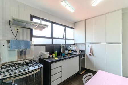 Apartamento à venda com 337m², 4 quartos e 3 vagas