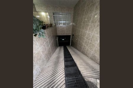 Casa à venda com 3 quartos, 350m² em Cidade Líder, São Paulo