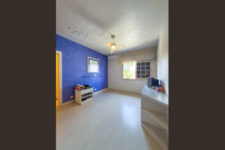 Casa de condomínio à venda com 270m², 4 quartos e 4 vagasFoto 28