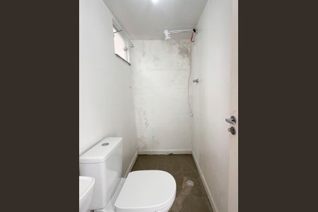 Casa para alugar com 90m², 2 quartos e 1 vaga Casa para alugar com 90m², 2 quartos e 1 vagaBanheiro de serviço