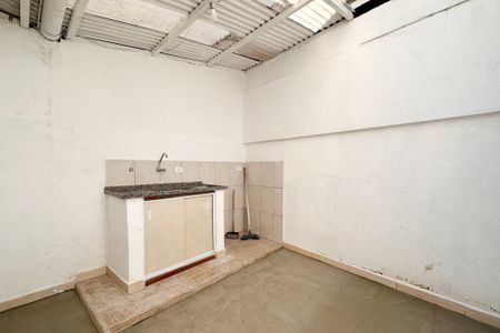 Casa para alugar com 90m², 2 quartos e 1 vaga Casa para alugar com 90m², 2 quartos e 1 vagaQuintal