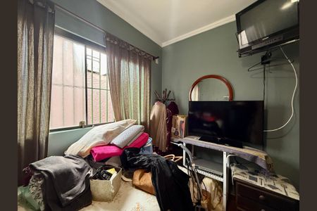 Casa à venda com 304m², 2 quartos e 4 vagasQuarto 2