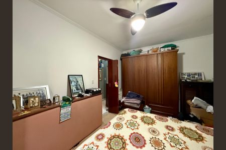 Casa à venda com 304m², 2 quartos e 4 vagasQuarto 1