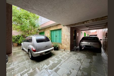 Casa à venda com 304m², 2 quartos e 4 vagasGaragem 