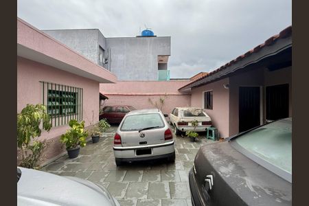 Casa à venda com 304m², 2 quartos e 4 vagasQuintal 