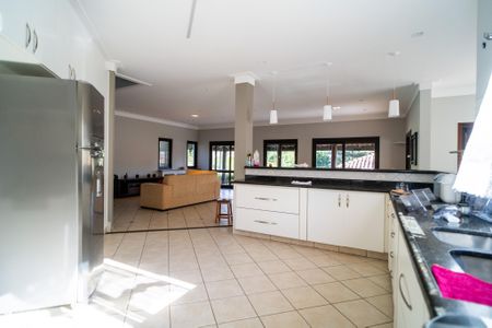 Casa para alugar com 450m², 4 quartos e 3 vagasCozinha