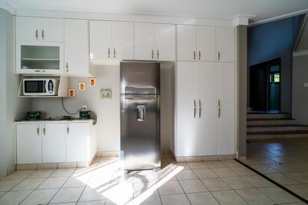 Casa para alugar com 450m², 4 quartos e 3 vagasCozinha