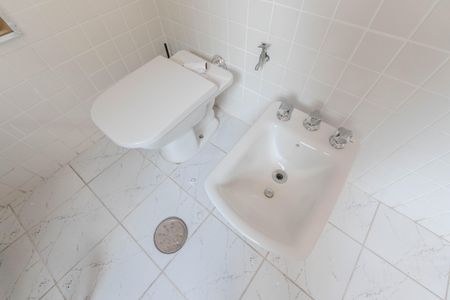 Apartamento para alugar com 240m², 4 quartos e 2 vagasBanheiro da Suíte 1