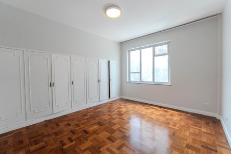 Apartamento para alugar com 240m², 4 quartos e 2 vagasSuíte 1