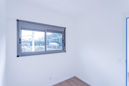 Quarto 1 de apartamento para alugar com 2 quartos, 41m² em Vila Albertina, São Paulo