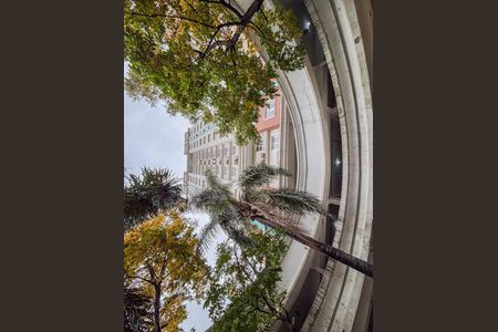 Apartamento para alugar com 65m², 2 quartos e 1 vaga Apartamento para alugar com 65m², 2 quartos e 1 vagaFachada