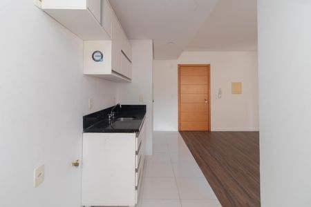 Apartamento para alugar com 65m², 2 quartos e 1 vaga Apartamento para alugar com 65m², 2 quartos e 1 vagaCozinha e Área de Serviço