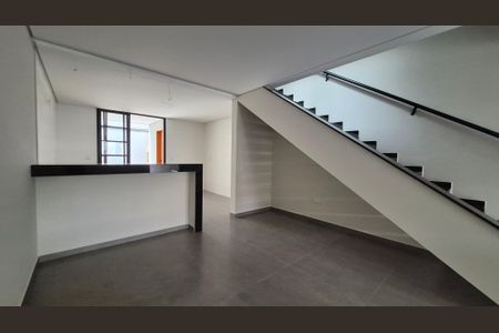 Sala de casa à venda com 3 quartos, 200m² em Vila Francisco Matarazzo, Santo André