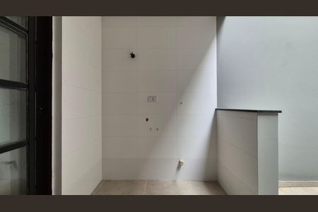Casa à venda com 200m², 3 quartos e 2 vagas Casa à venda com 200m², 3 quartos e 2 vagasArea de serviço