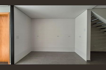 Casa à venda com 200m², 3 quartos e 2 vagas Casa à venda com 200m², 3 quartos e 2 vagasCozinha