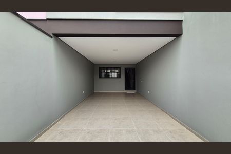 Casa à venda com 200m², 3 quartos e 2 vagas Casa à venda com 200m², 3 quartos e 2 vagasGaragem