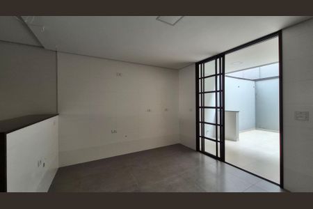 Casa à venda com 200m², 3 quartos e 2 vagas Casa à venda com 200m², 3 quartos e 2 vagasCozinha