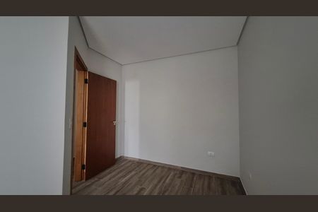 Casa à venda com 200m², 3 quartos e 2 vagas Casa à venda com 200m², 3 quartos e 2 vagasQuarto