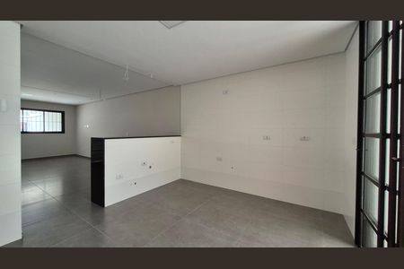 Casa à venda com 200m², 3 quartos e 2 vagas Casa à venda com 200m², 3 quartos e 2 vagasCozinha