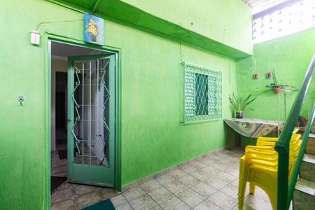 Casa à venda com 132m², 2 quartos e 1 vagaQuintal